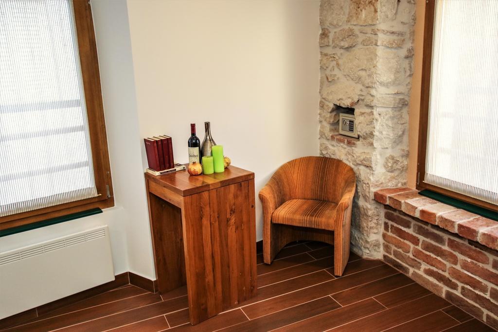 Apartment Old Town Square Porec Ngoại thất bức ảnh